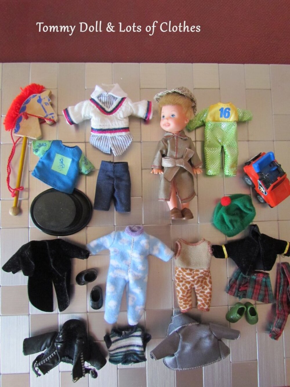 TOMMY DOLL + CLOTHES SHOES SHERLOCK HOLMES & SCOTTISH KILT OUTFITS SLEEPER TOYS+